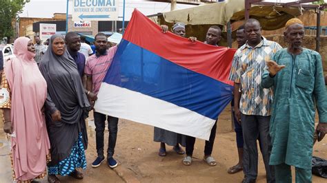 N­i­j­e­r­­d­e­k­i­ ­d­a­r­b­e­ ­s­o­n­r­a­s­ı­ ­K­a­r­a­ ­K­ı­t­a­­d­a­ ­s­ö­m­ü­r­g­e­c­i­l­i­k­ ­t­e­k­r­a­r­ ­g­ü­n­d­e­m­d­e­